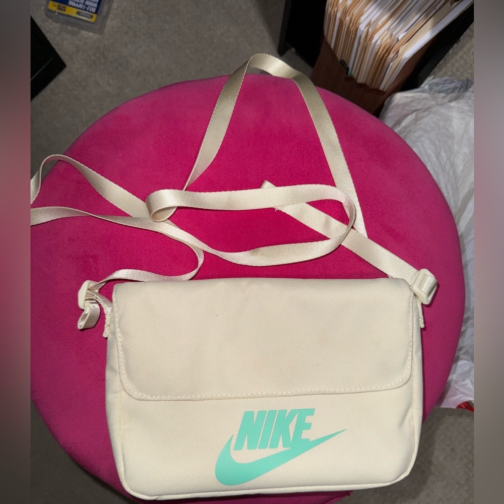Nike crossbody bag